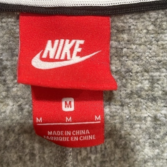 Nike Sportswear Full Zip Fleece Long Sleeve Jacket Size Medium Heather Gray - Picture 3 of 5